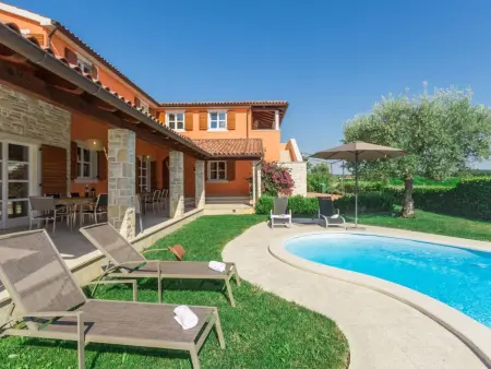Maison 6 chambres, piscine 40 m² à Kaštelir : photo 12