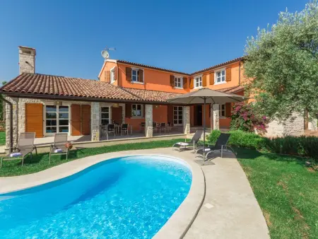 Maison 6 chambres, piscine 40 m² à Kaštelir : photo 13