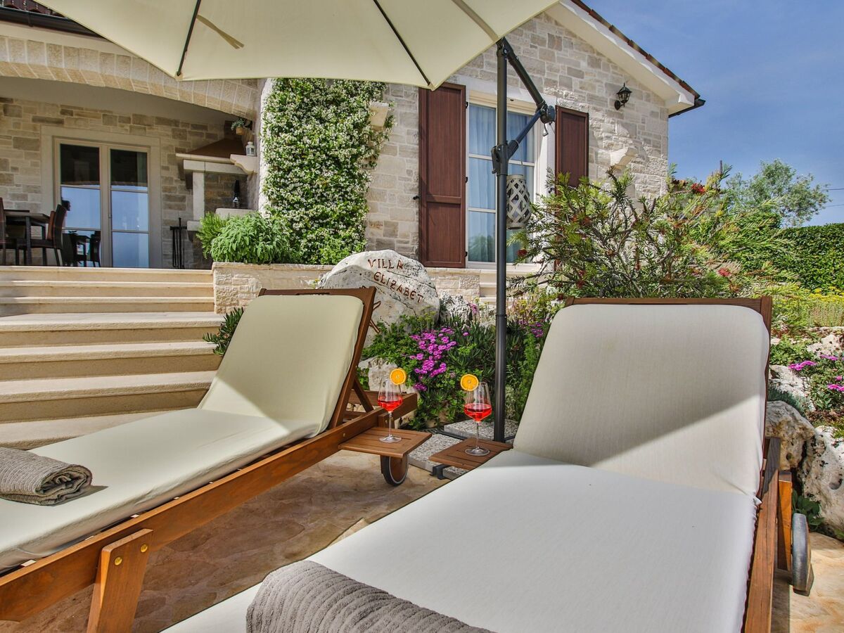 Villa Elizabet à Poreč : maison 6 pers. piscine privée - Photo 6