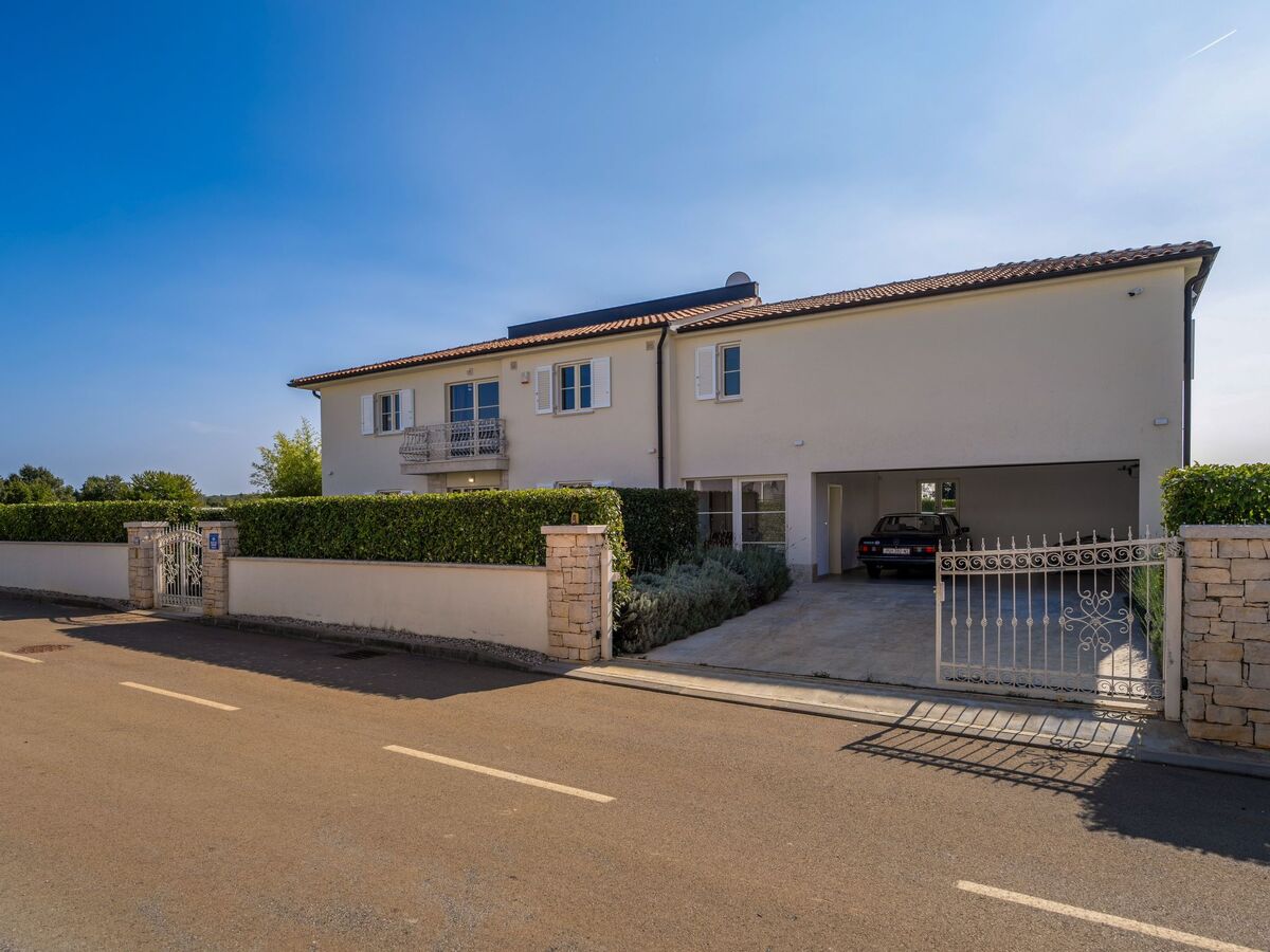 Villa Bincila – Maison 12 personnes, piscine privée - Photo 104