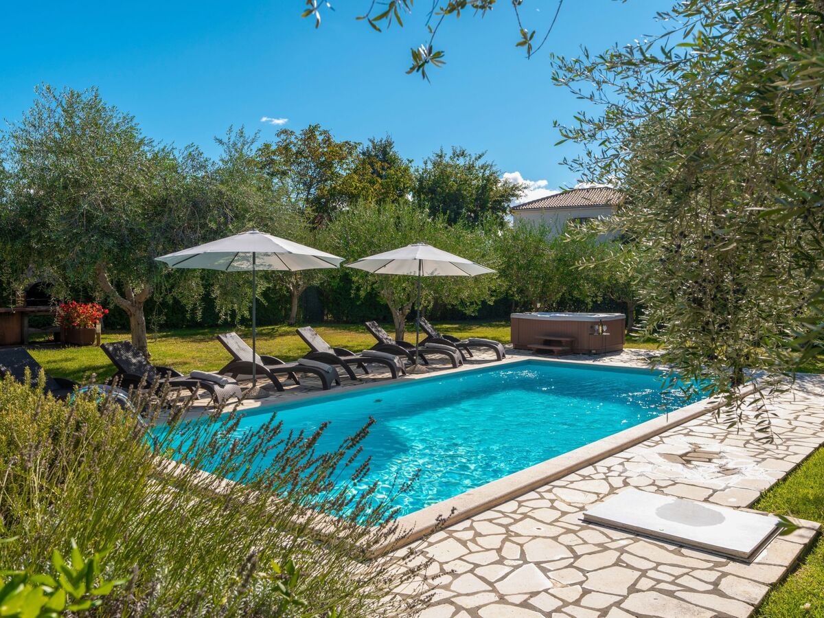 Casa Clara – Maison 8 pers. piscine & Jacuzzi près de Poreč - Photo 6