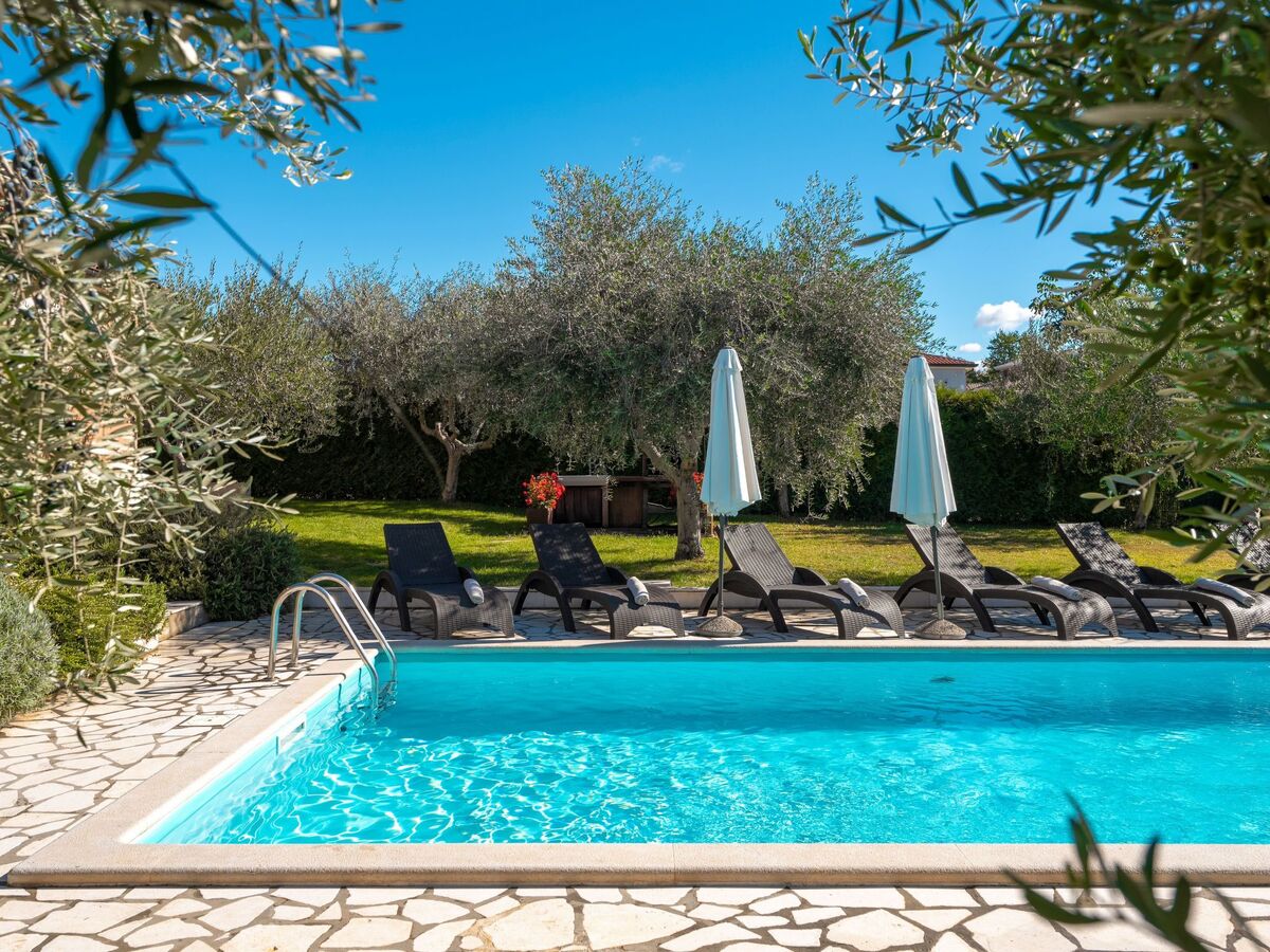 Casa Clara – Maison 8 pers. piscine & Jacuzzi près de Poreč - Photo 40