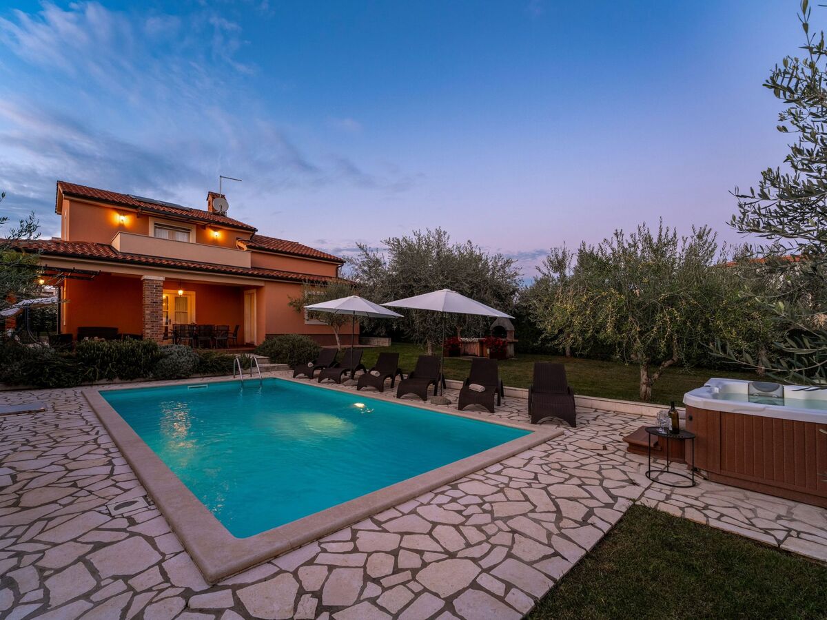 Casa Clara – Maison 8 pers. piscine & Jacuzzi près de Poreč - Photo 44