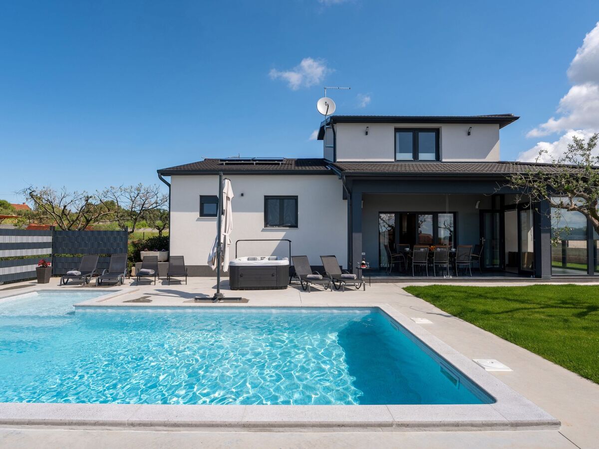 Villa Jasminka - Maison 6 pers. piscine & jacuzzi - Photo 9