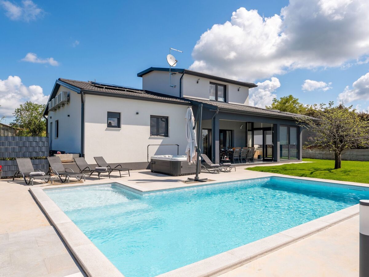 Villa Jasminka - Maison 6 pers. piscine & jacuzzi - Photo 21
