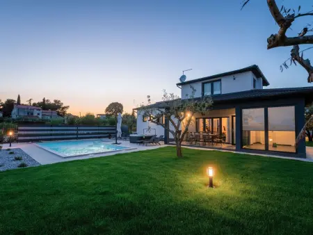 Villa Jasminka - Maison 6 pers. piscine & jacuzzi