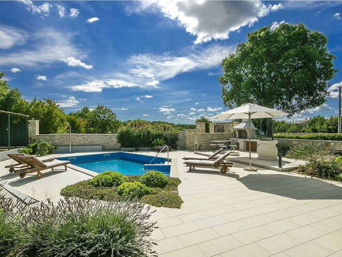 Villa Lenka avec piscine privée à Poreč - Photo 2
