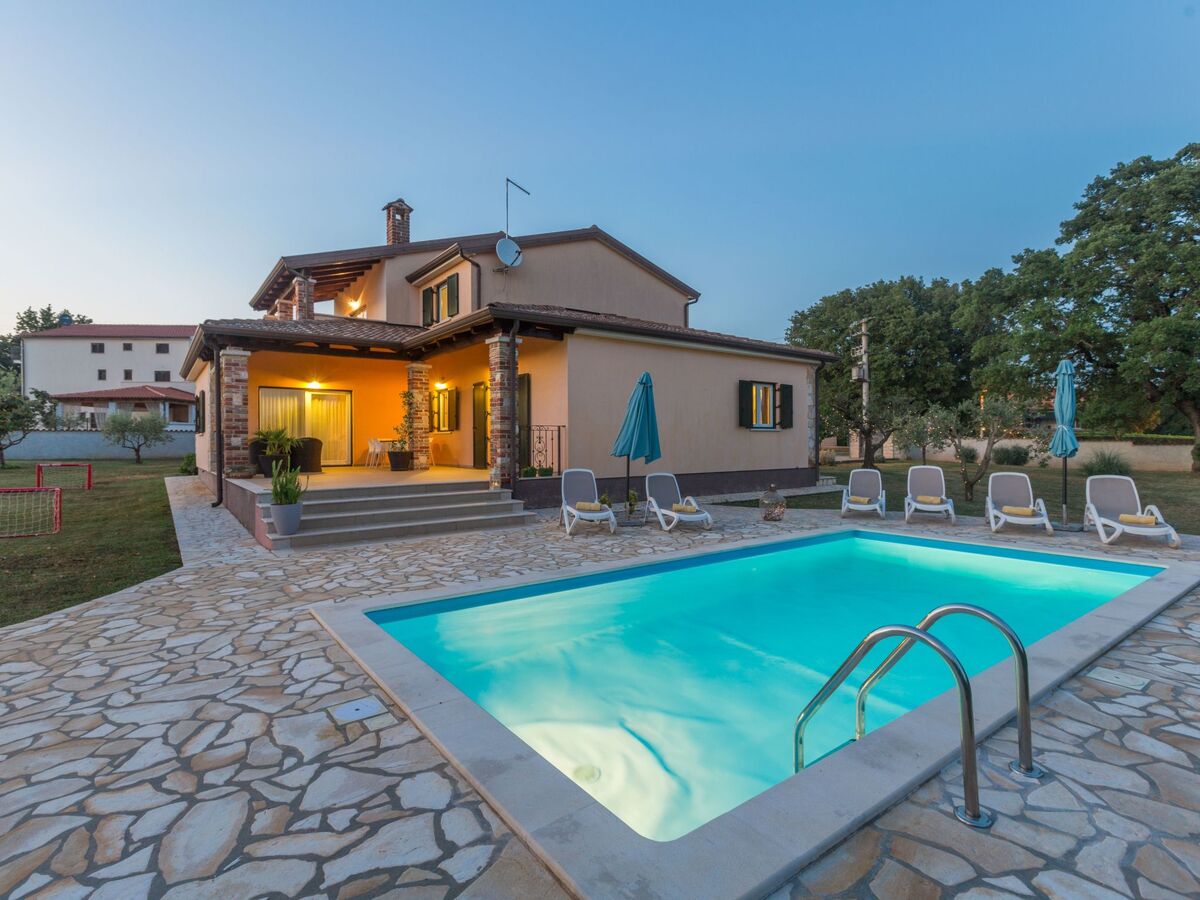 Villa Natura - Maison 6 pers. avec piscine privée près de Poreč - Photo 1