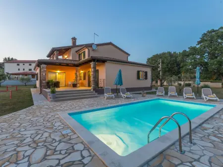 Villa Natura - Maison 6 pers. avec piscine privée près de Poreč