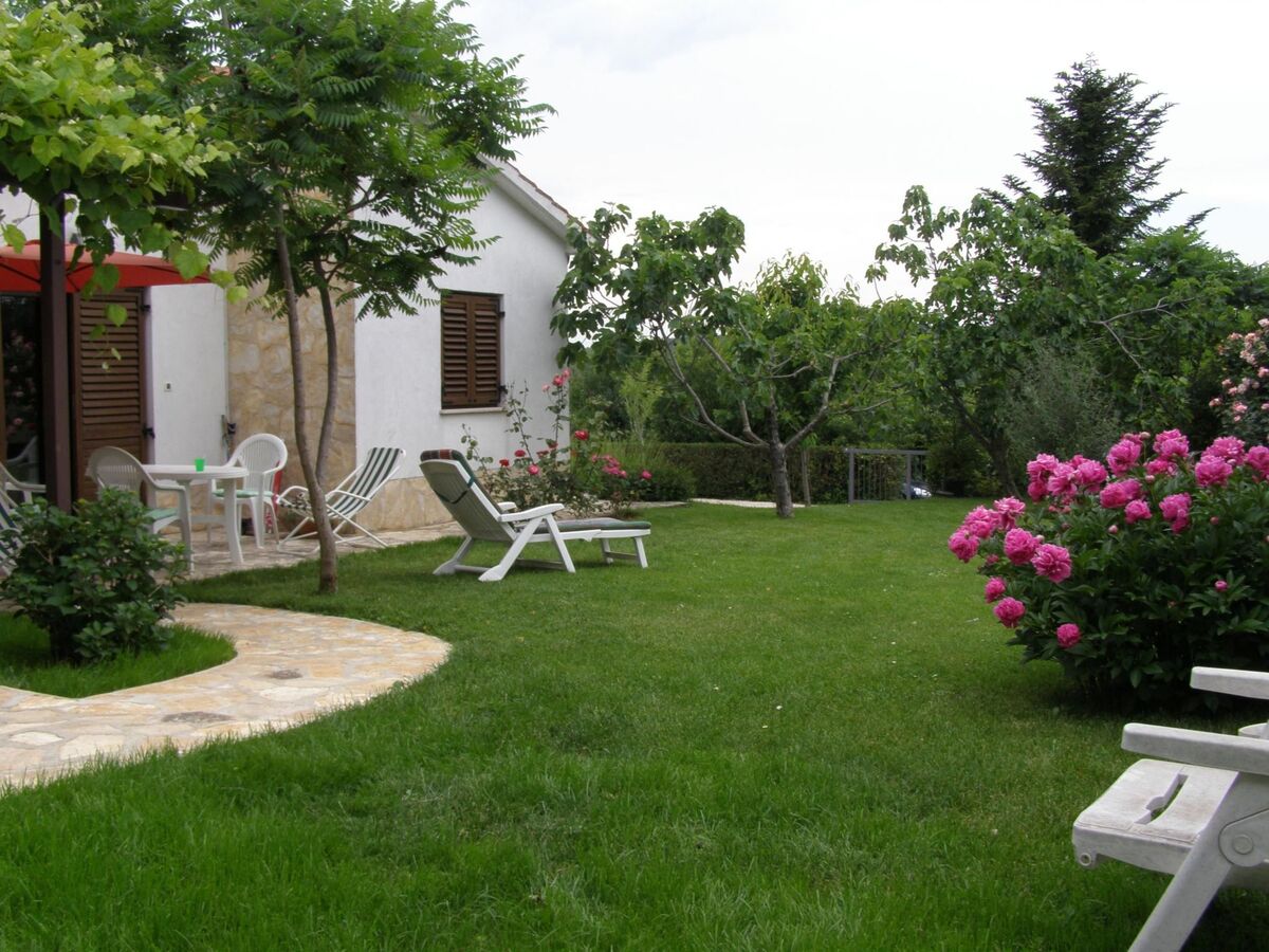Bungalow indépendant Perla avec jardin et barbecue à Funtana - Photo 6