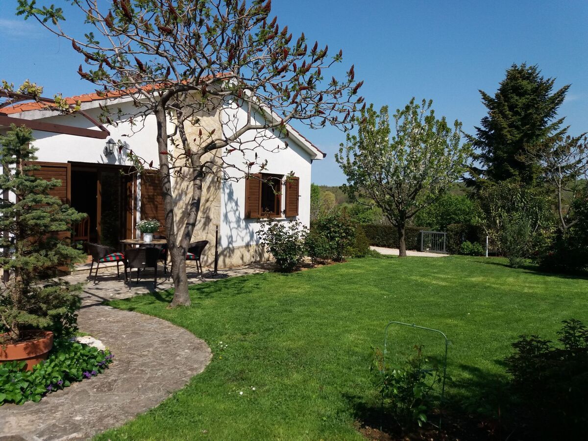 Bungalow indépendant Perla avec jardin et barbecue à Funtana - Photo 7