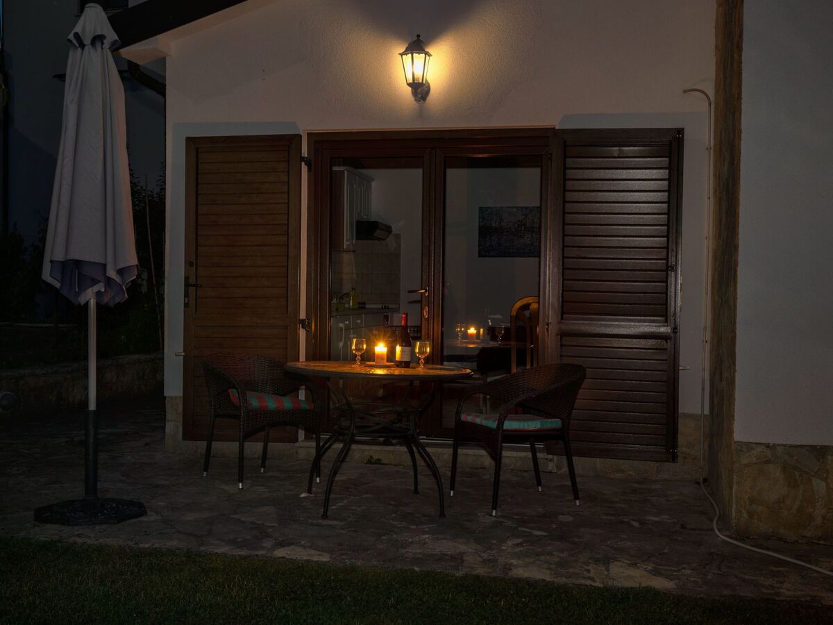 Bungalow indépendant Perla avec jardin et barbecue à Funtana - Photo 10