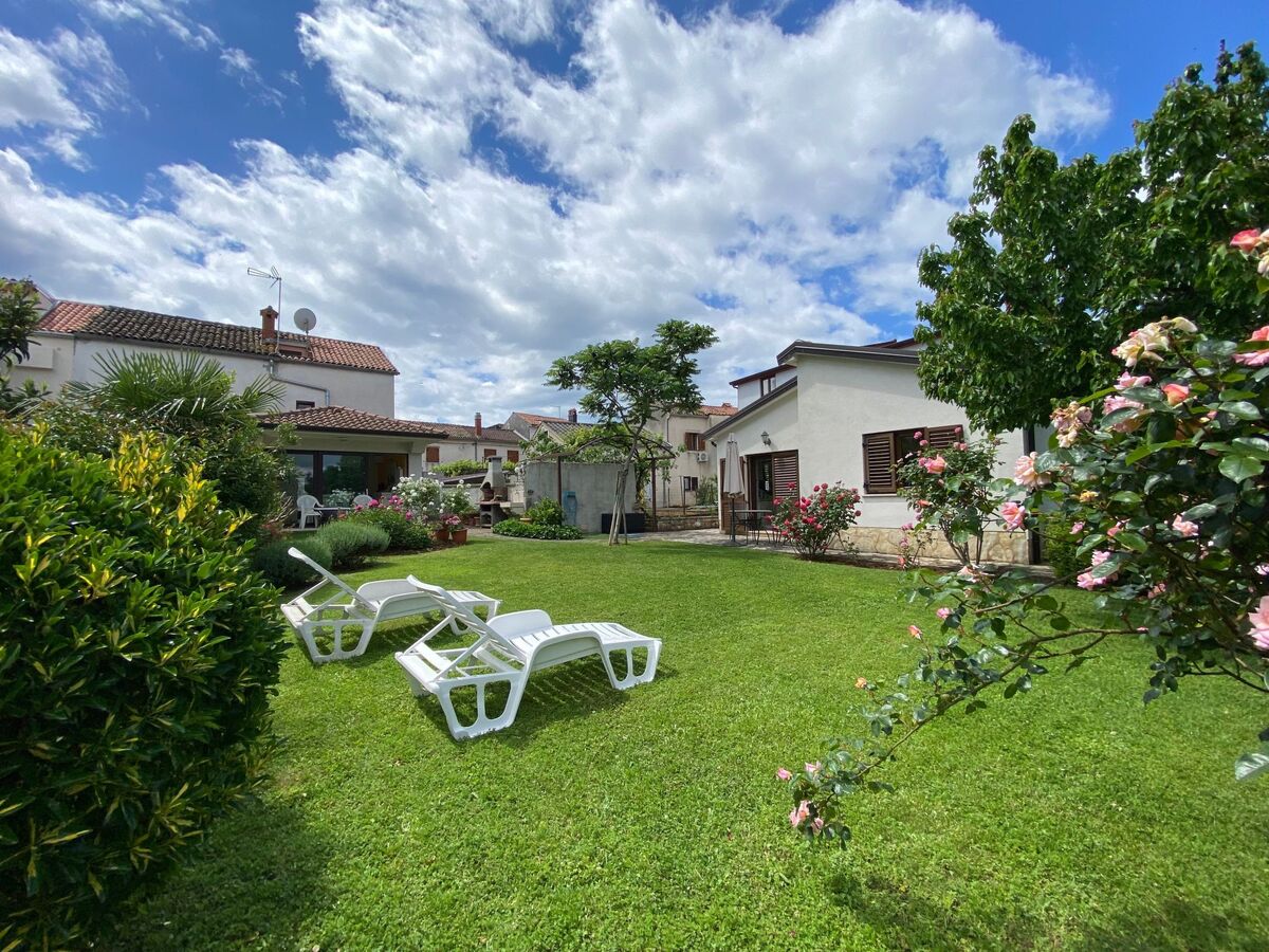 Bungalow indépendant Perla avec jardin et barbecue à Funtana - Photo 23