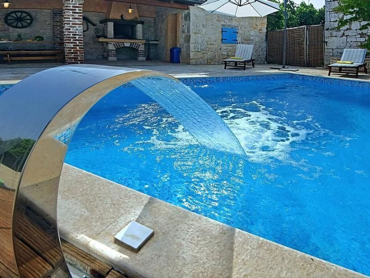 Maison Simone, piscine massage et 3 terrasses - Photo 3