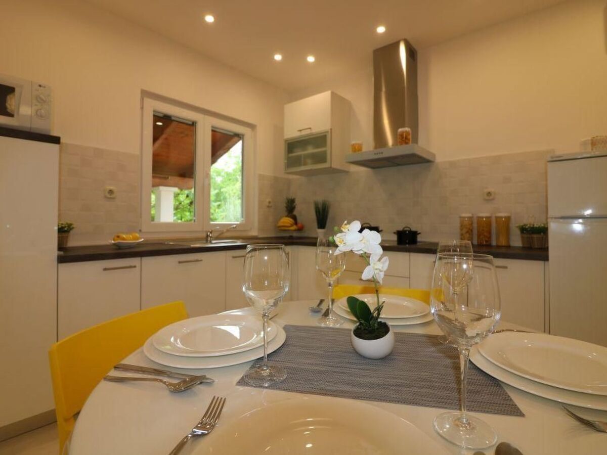 Maison Melisa 5 à Dracevac, piscine et jardin - Photo 9