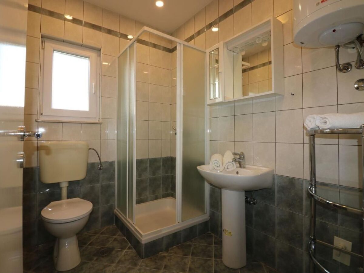 Maison 4 pers. à Dracevac, piscine et jardin clôturé - Photo 14