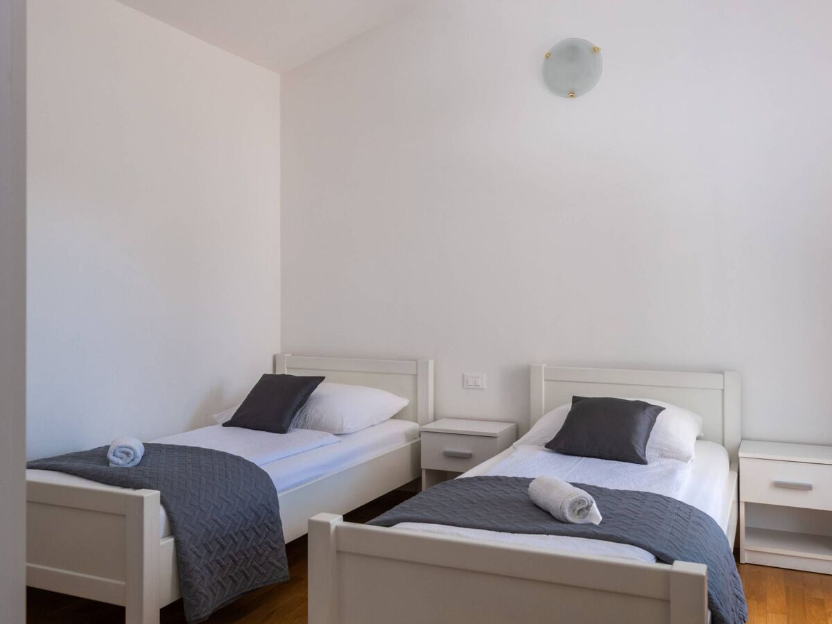 Villa Ellen Sophie - Maison 4 chambres avec piscine privée - Photo 23