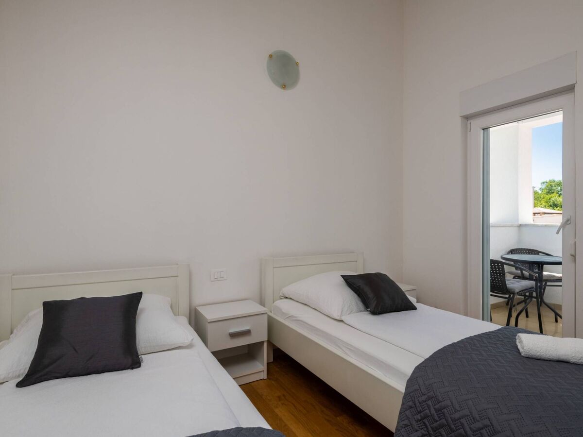 Villa Ellen Sophie - Maison 4 chambres avec piscine privée - Photo 25