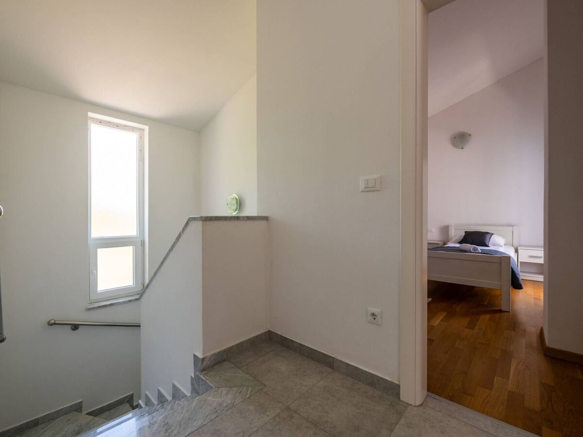 Villa Ellen Sophie - Maison 4 chambres avec piscine privée - Photo 36
