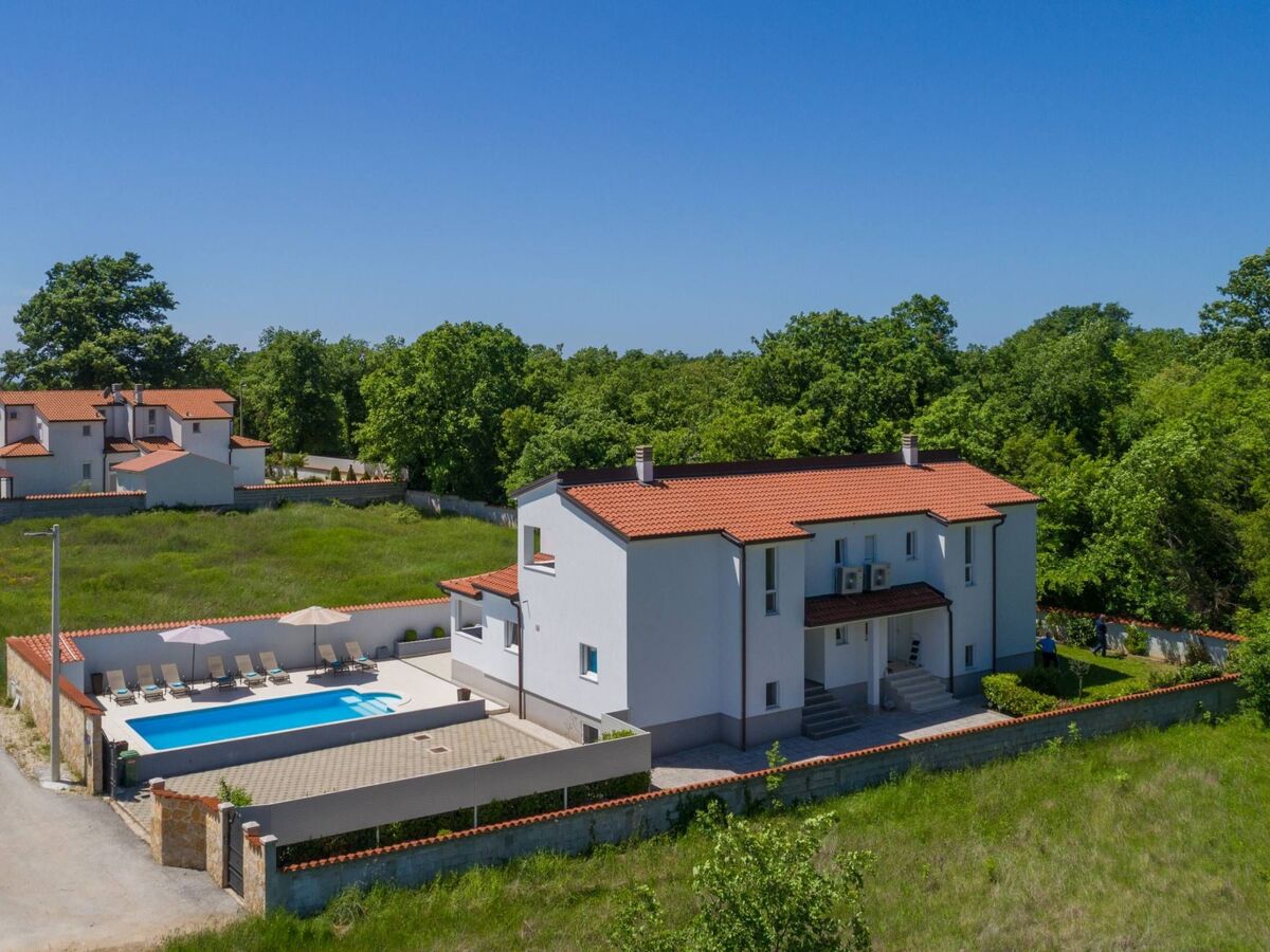Villa Ellen Sophie - Maison 4 chambres avec piscine privée - Photo 39