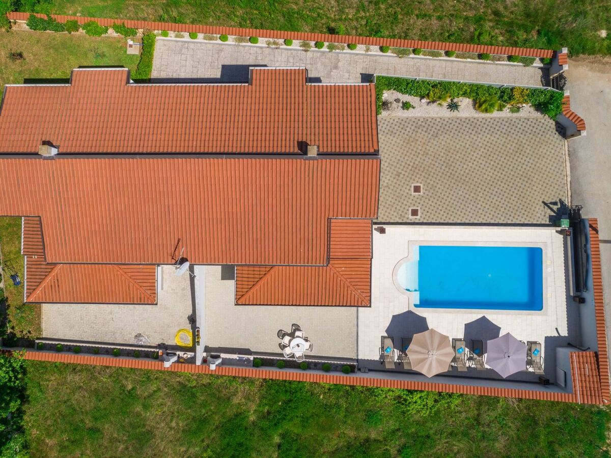 Villa Ellen Sophie - Maison 4 chambres avec piscine privée - Photo 41