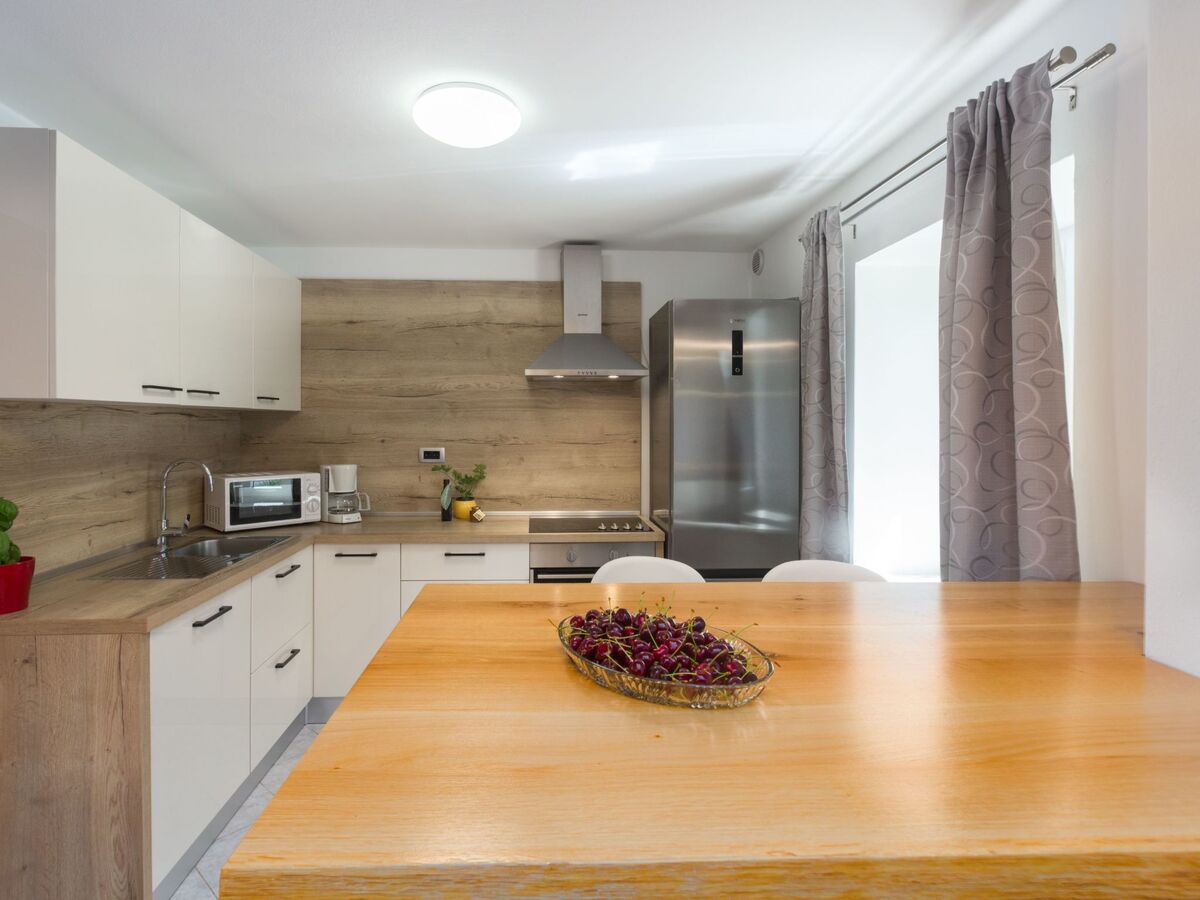 Casa Arsini – Maison rénovée à Dracevac avec jacuzzi - Photo 11
