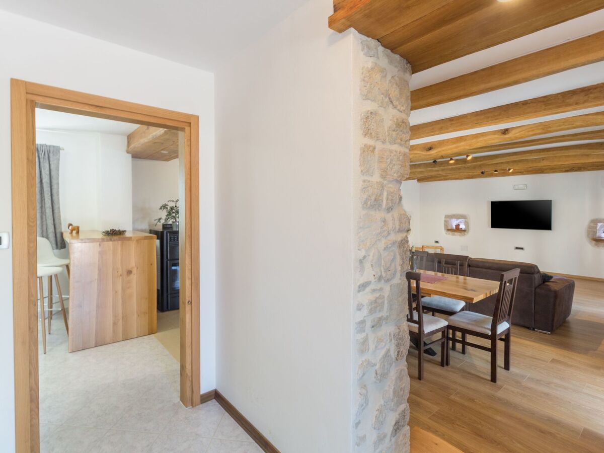 Casa Arsini – Maison rénovée à Dracevac avec jacuzzi - Photo 21