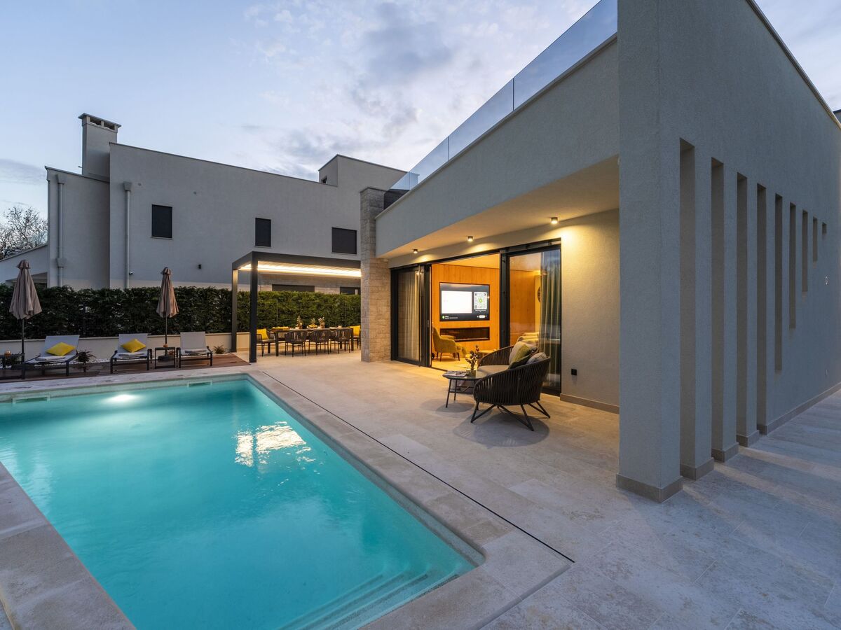 Villa Pelin Exclusive avec piscine et jacuzzi sur terrasse - Photo 2