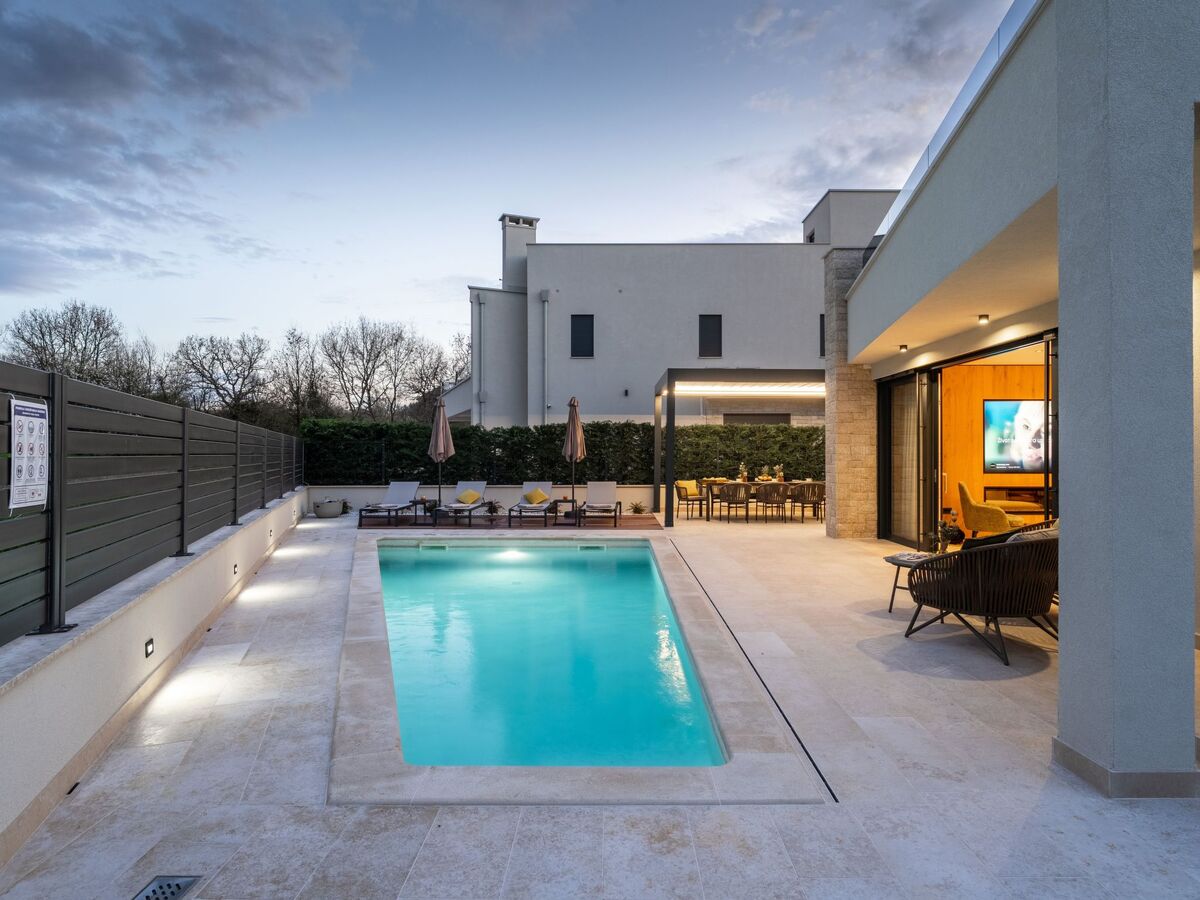 Villa Pelin Exclusive avec piscine et jacuzzi sur terrasse - Photo 24