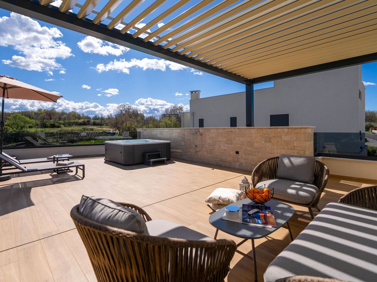 Villa Pelin Exclusive avec piscine et jacuzzi sur terrasse - Photo 28
