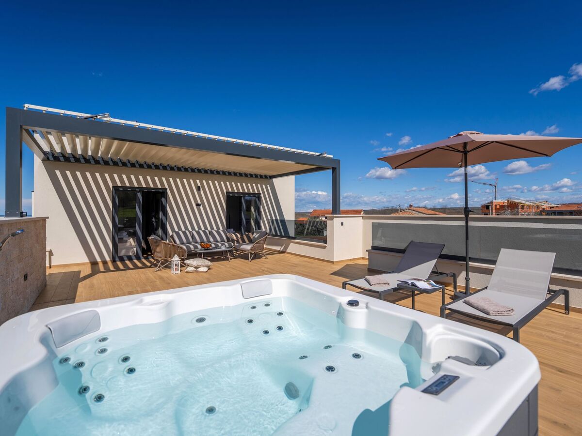 Villa Pelin Exclusive avec piscine et jacuzzi sur terrasse - Photo 29