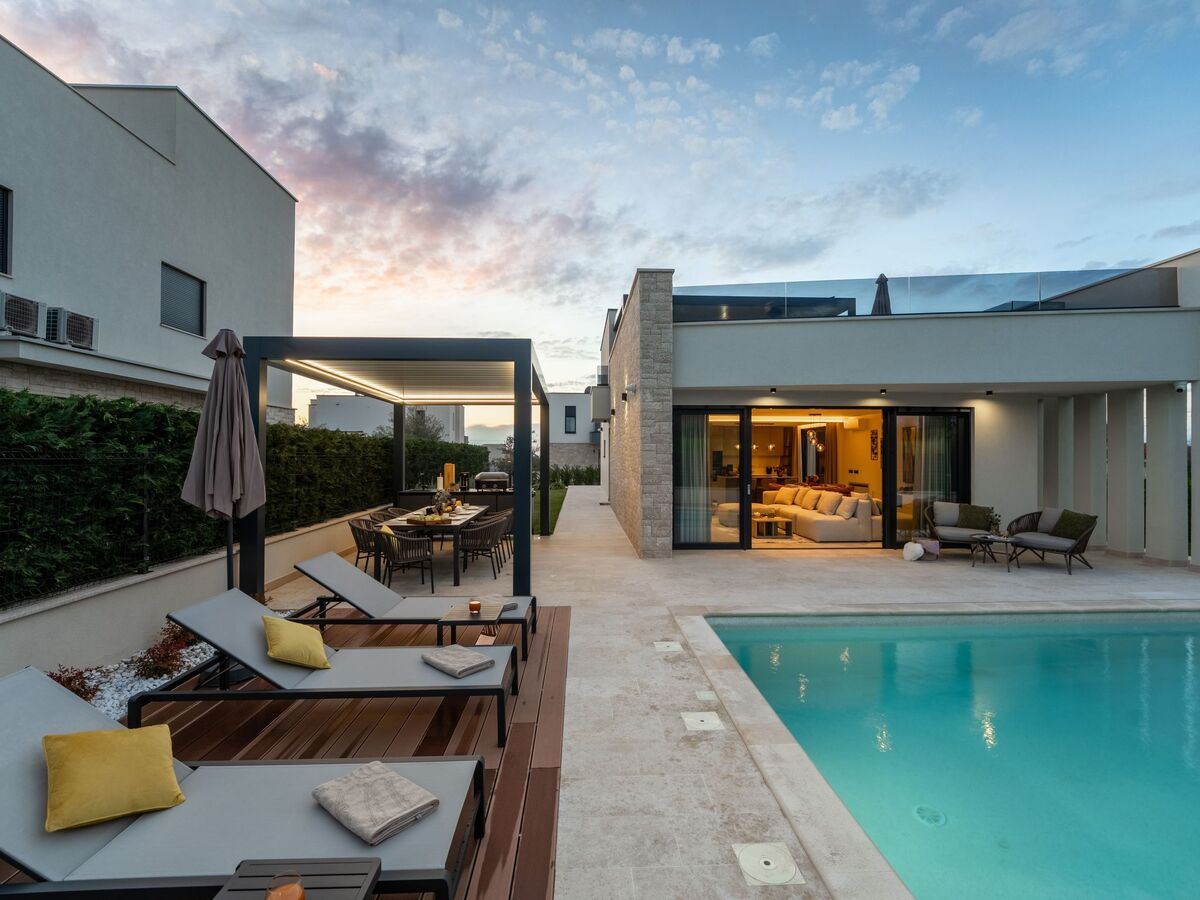 Villa Pelin Exclusive avec piscine et jacuzzi sur terrasse - Photo 30