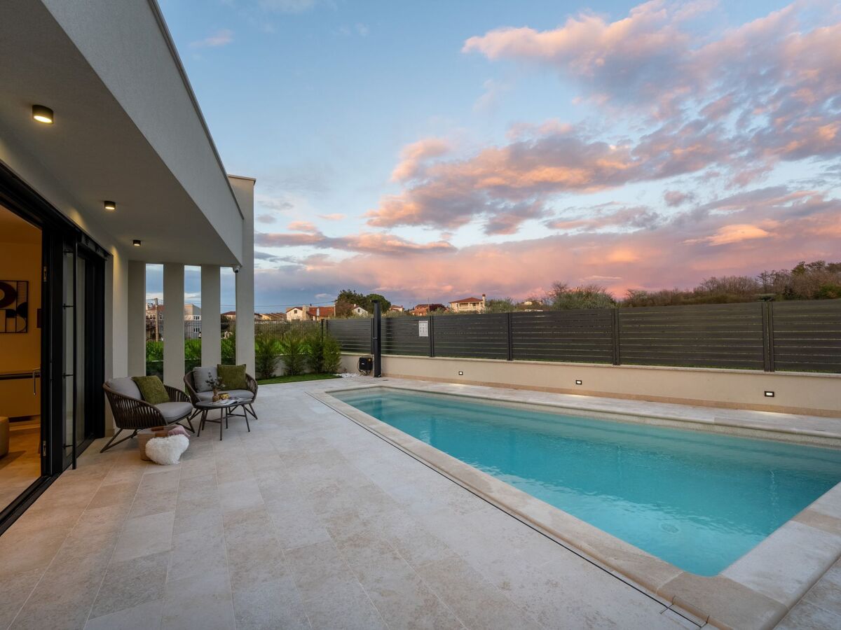 Villa Pelin Exclusive avec piscine et jacuzzi sur terrasse - Photo 34