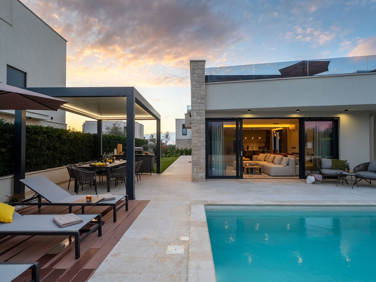 Villa Pelin Exclusive avec piscine et jacuzzi sur terrasse - Photo 49