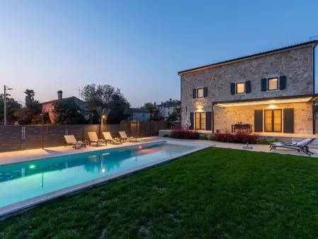 Villa Daniela – Maison rénovée 6 pers, piscine privée