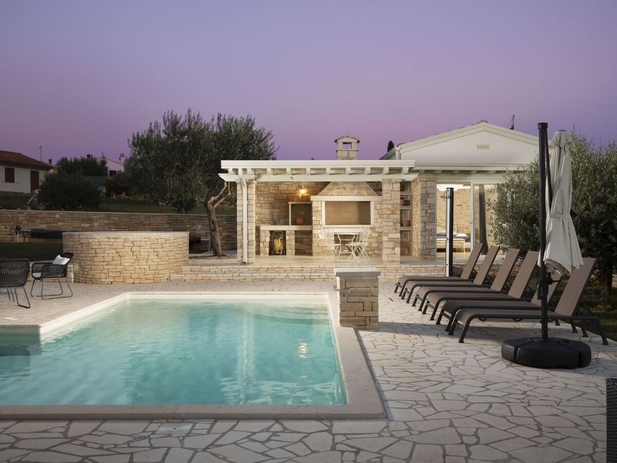Villa Piccolo Paradiso, maison 4 chambres avec piscine chauffée - Photo 2