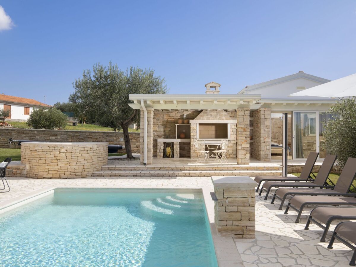 Villa Piccolo Paradiso, maison 4 chambres avec piscine chauffée - Photo 21