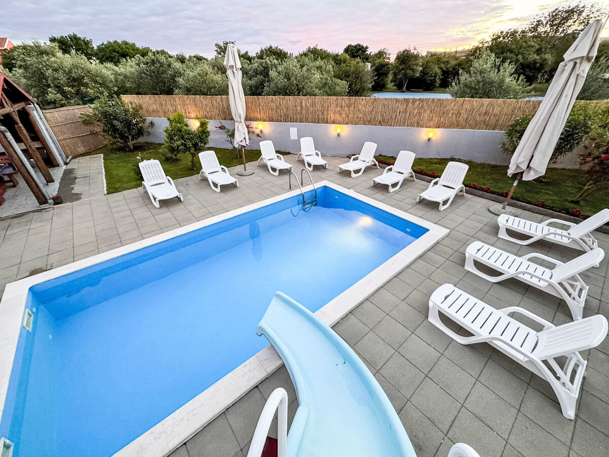 Villa 12 personnes à Rovinj avec piscine et four à bois - Photo 2