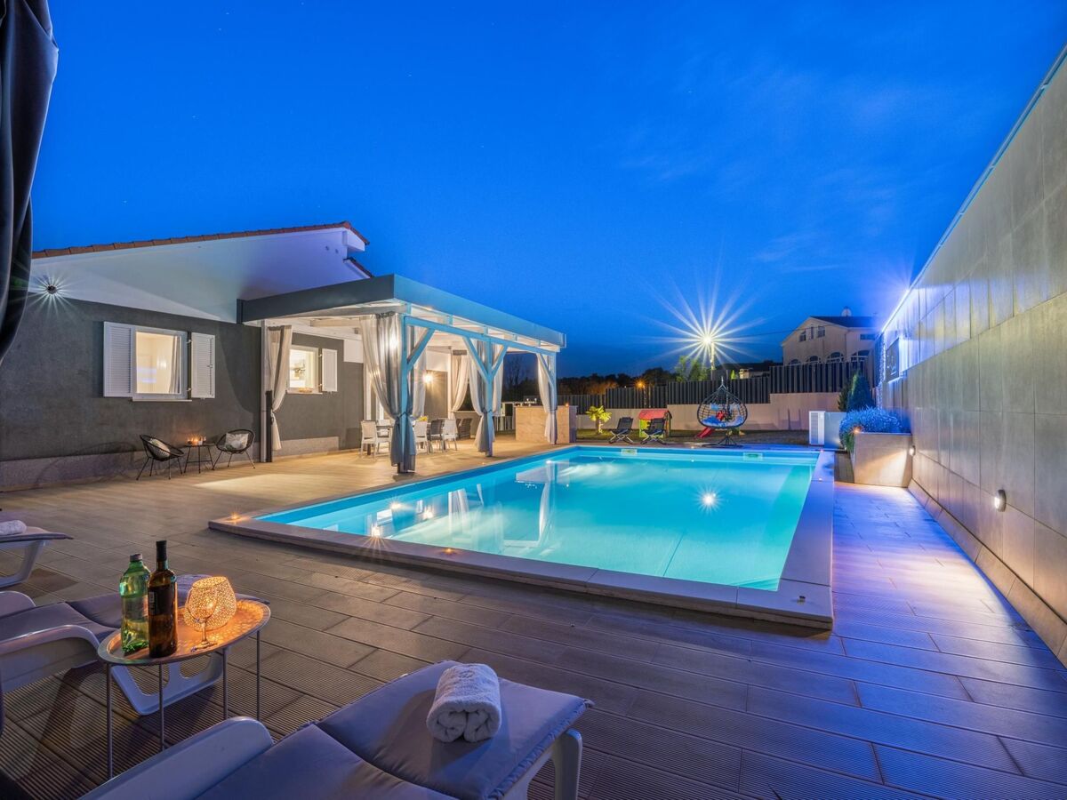 Villa Beauty à Matohanci : 3 chambres, piscine chauffée - Photo 3