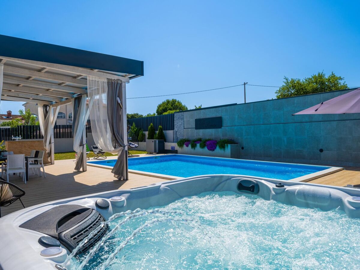 Villa Beauty à Matohanci : 3 chambres, piscine chauffée - Photo 6