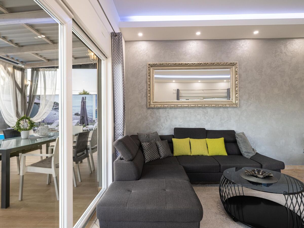 Villa Beauty à Matohanci : 3 chambres, piscine chauffée - Photo 11