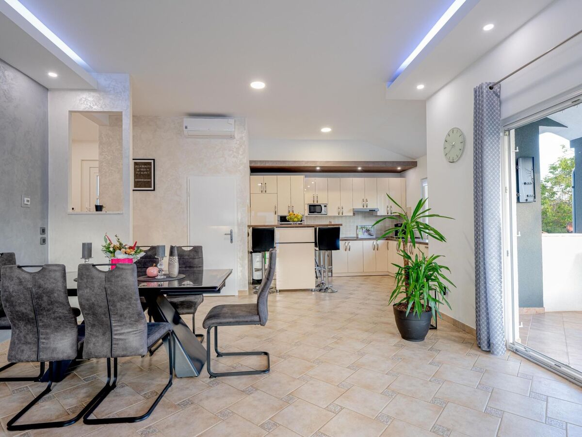 Villa Beauty à Matohanci : 3 chambres, piscine chauffée - Photo 16