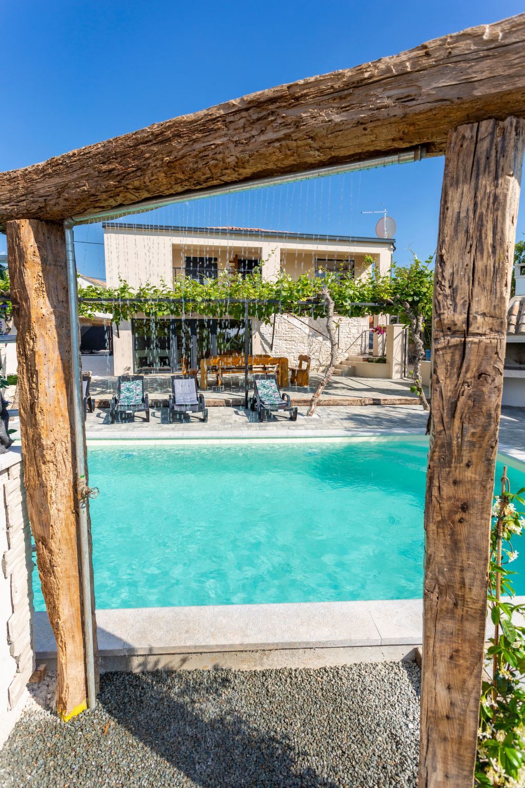 Maison Poli Stare nuoni : piscine et jardin en Istrie - Photo 9