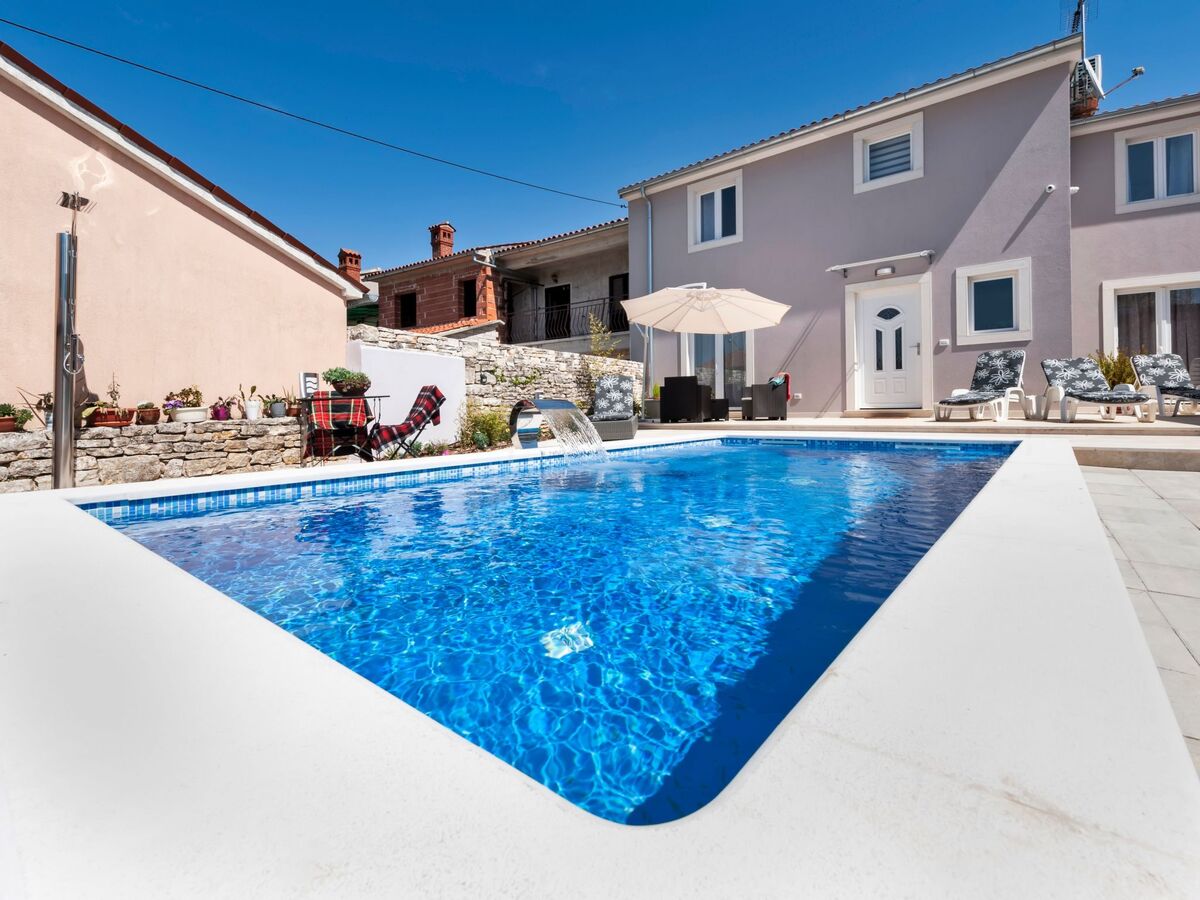 Maison 8 personnes avec piscine privée près de Rovinj - Photo 2