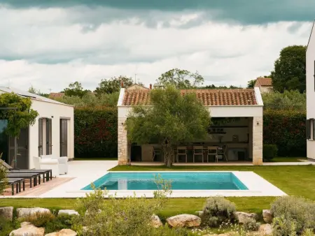 Villa Bianca : maison 10 pers., sauna et piscine chauffée : photo 10