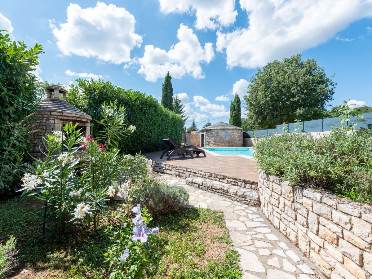 Villa Cala : maison istienne avec piscine privée à Cere - Photo 5
