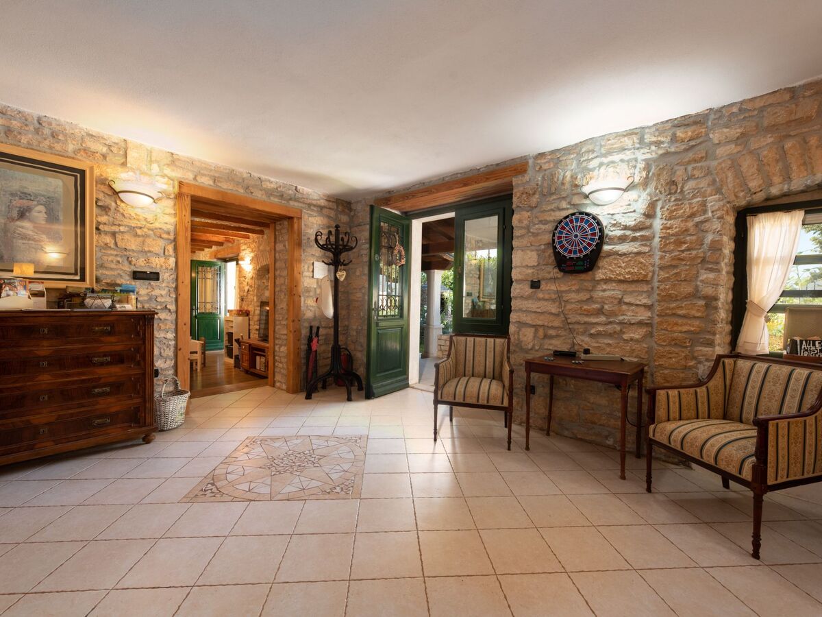 Villa Cala : maison istienne avec piscine privée à Cere - Photo 10