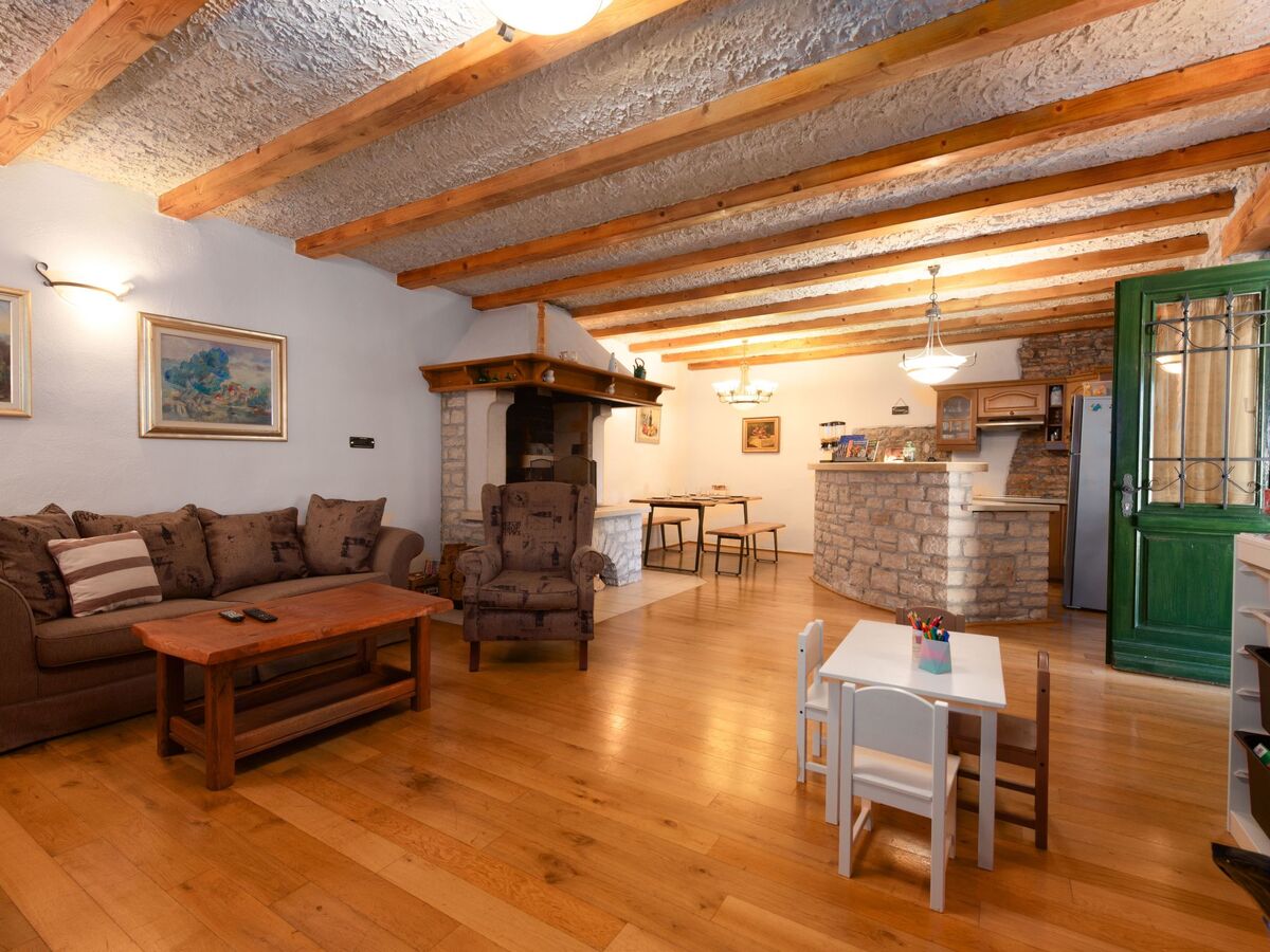 Villa Cala : maison istienne avec piscine privée à Cere - Photo 11