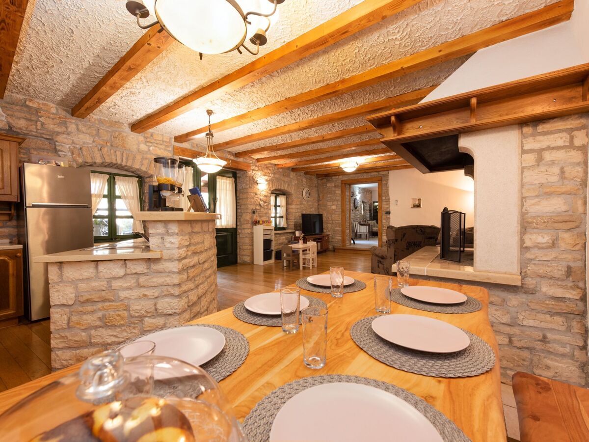 Villa Cala : maison istienne avec piscine privée à Cere - Photo 15