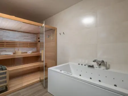 Villa MaEm, maison 10 pers. piscine chauffée à Cere : photo 34